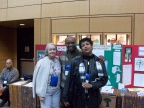 2009 IBGS - AnitaThomas , Larry & Linda Hamilton, Bob Harris in background